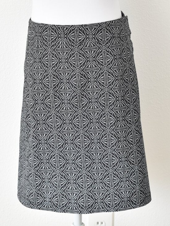 Ripskirt Hawaii Dresses & Skirts - RipSkirt Hawaii Wrap Skirt Black Pearl Batik - XS